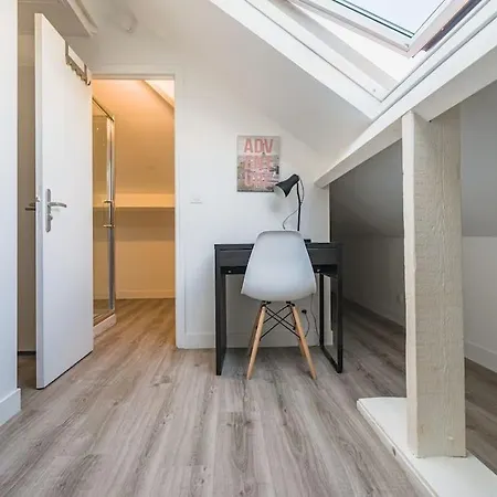 Appartement Le Saphir - 20min From Paris & Cdg Airport - 2 Bathrooms - 2 Desks Drancy